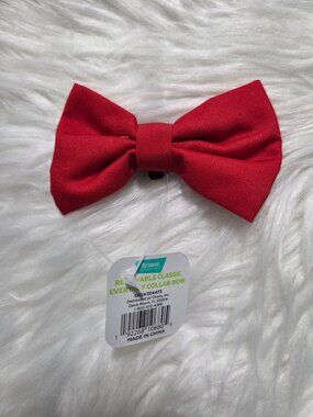 Frisco Red Dog Collar Bow